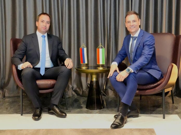 IMG-8da06058718e5575efc8cae9cbef508d-V